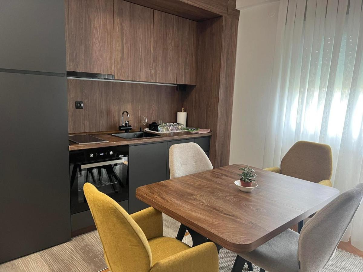 Kuman Apartments Kumanovo Extérieur photo